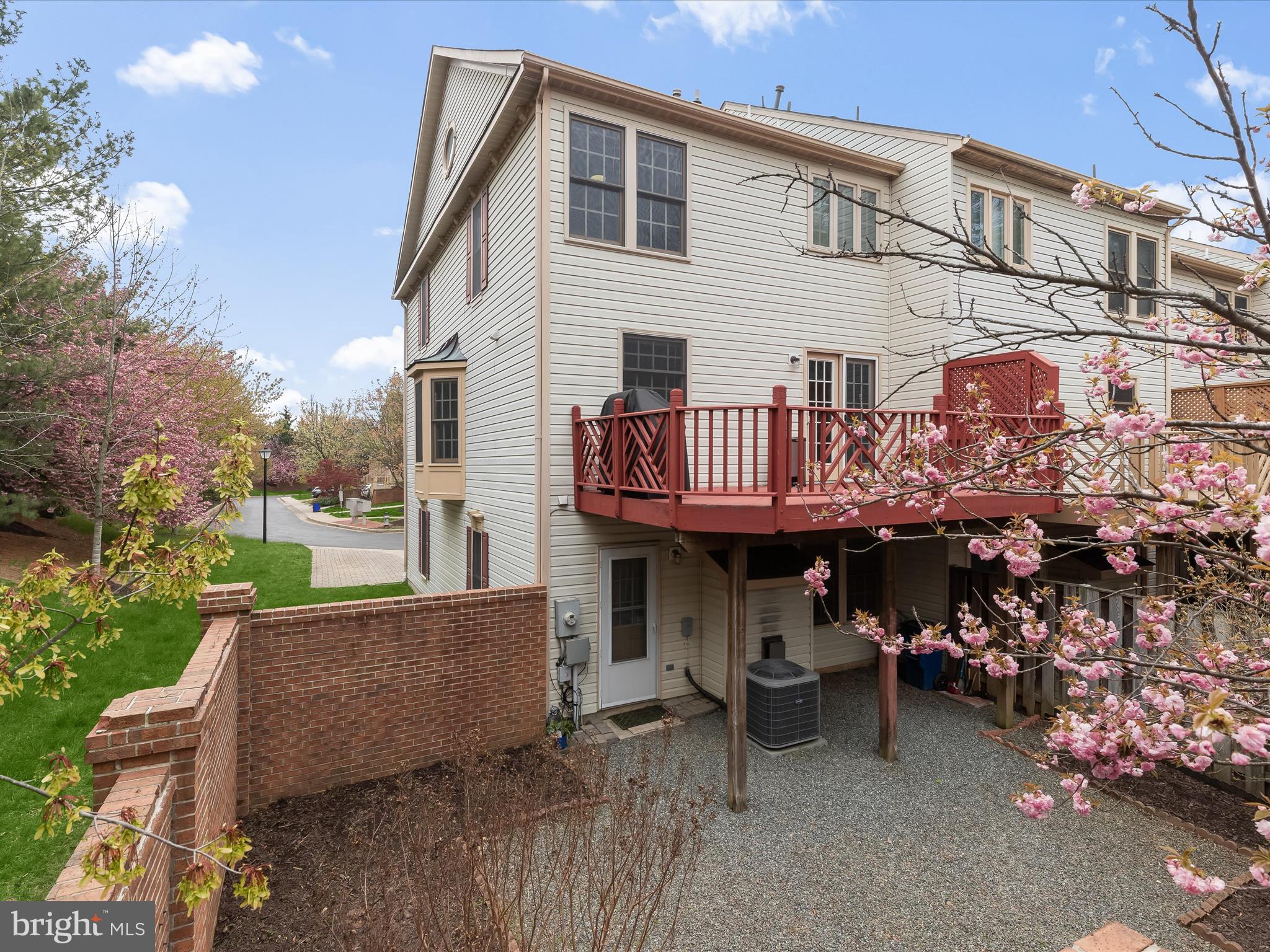 TRAVILAH CREST - Residential