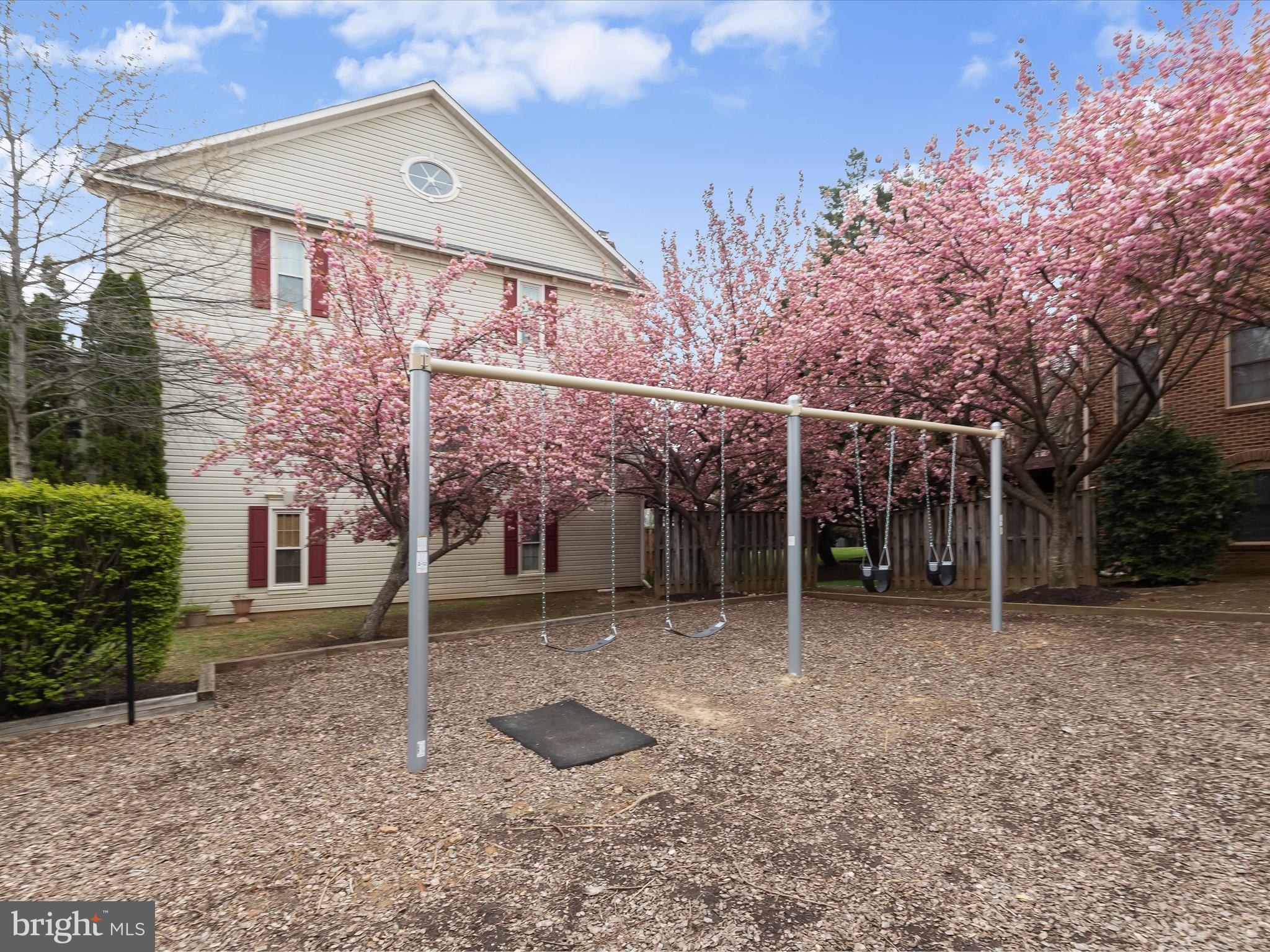 TRAVILAH CREST - Residential