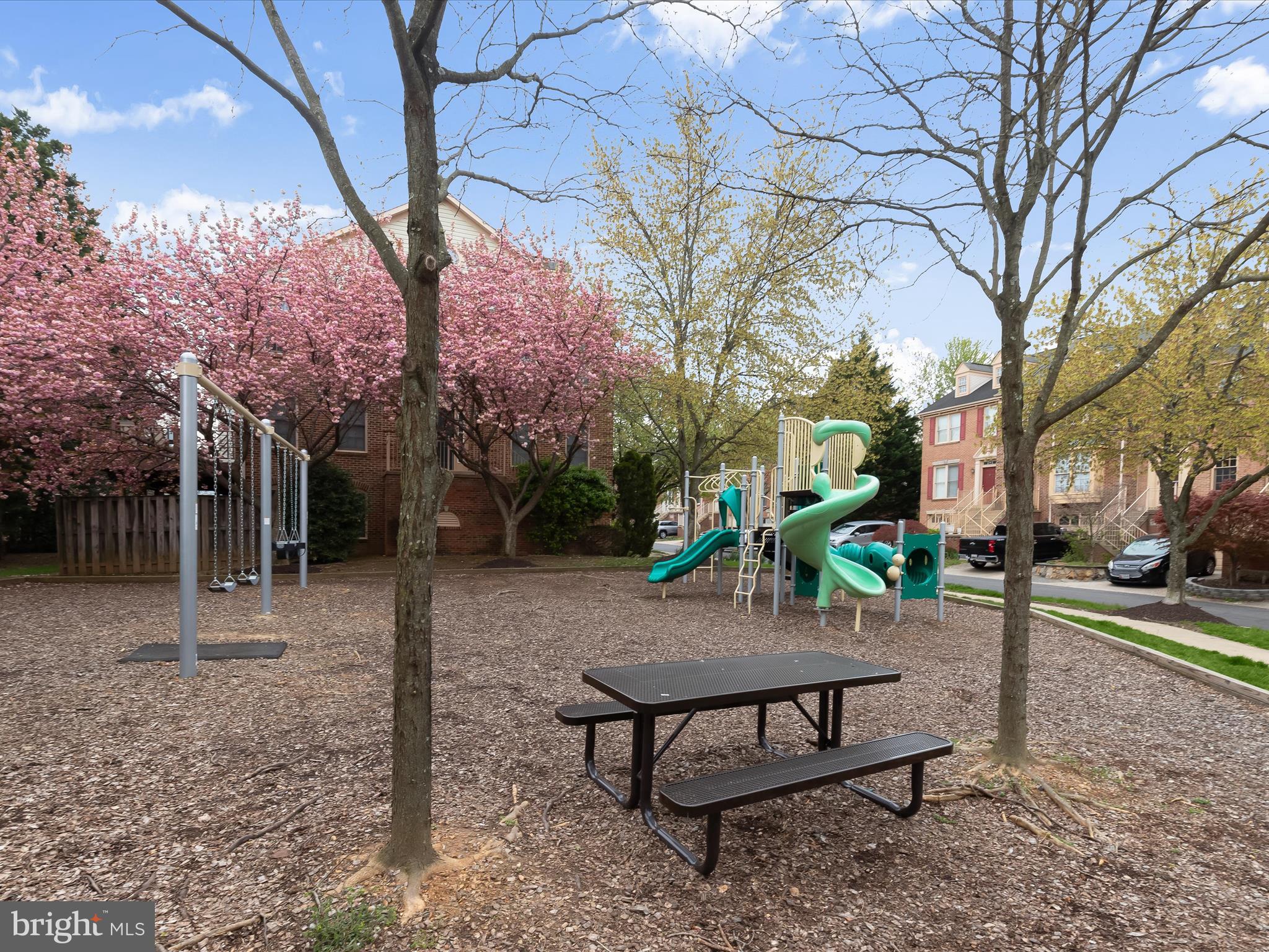 TRAVILAH CREST - Residential