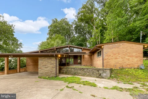 1840 Primrose Road NW, Washington, DC 20012 - #: DCDC2277428