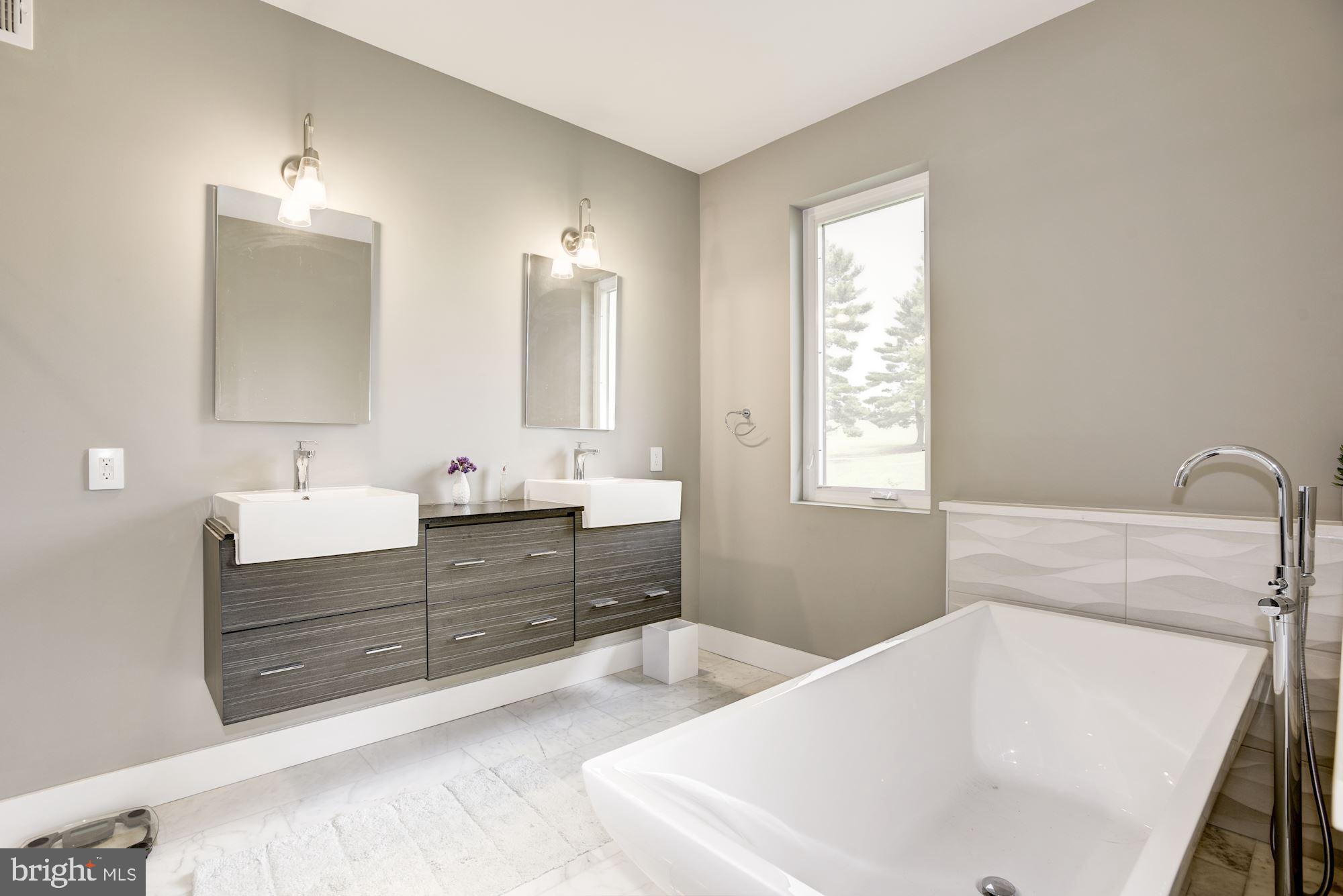 WATERFORD - Residential