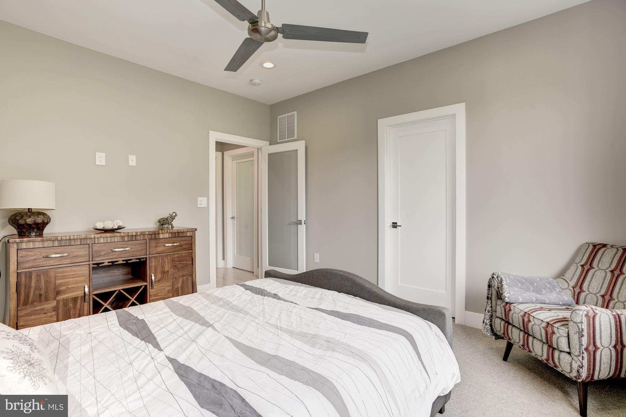 WATERFORD - Residential