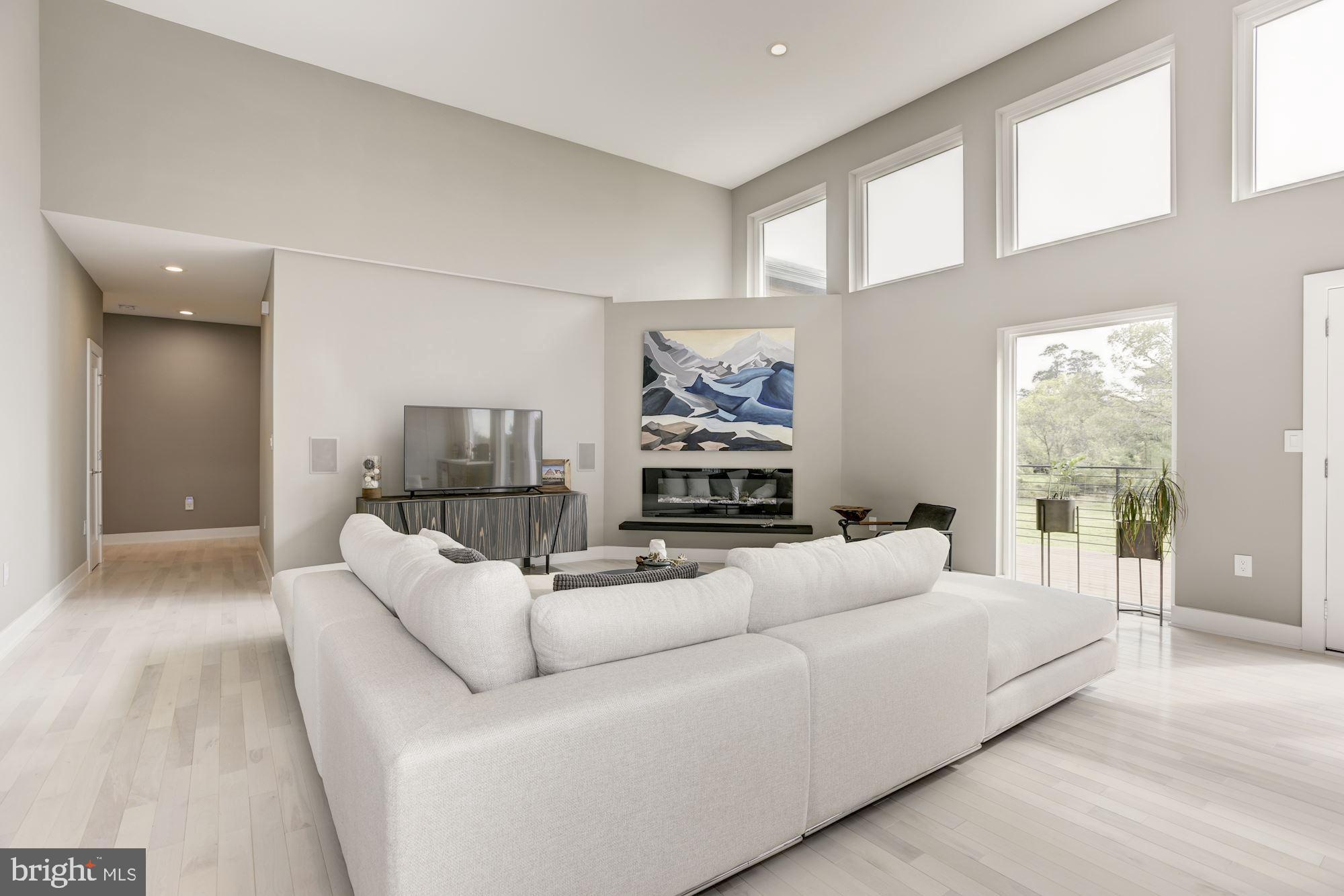 WATERFORD - Residential