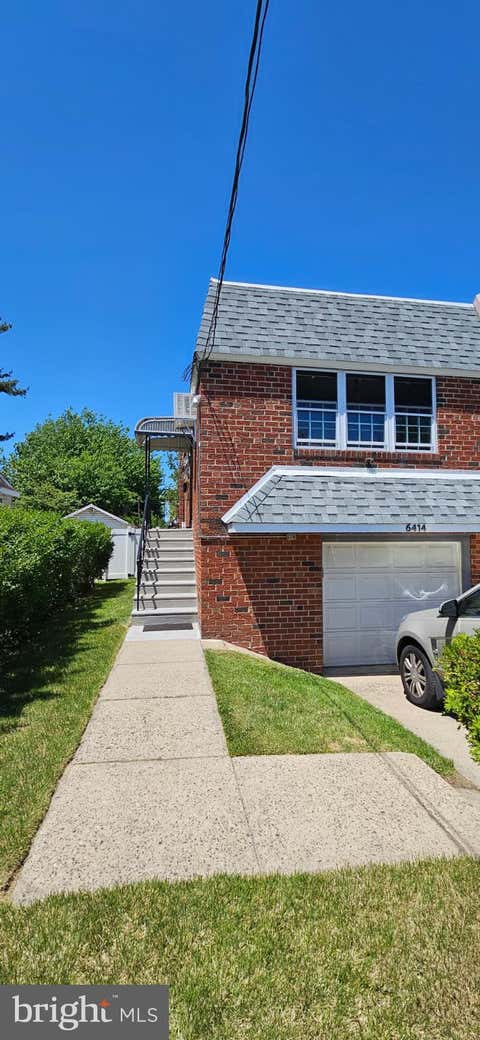 Townhouse For Sale - 6414 Lawndale Avenue<br/> PHILADELPHIA, PA 19111
