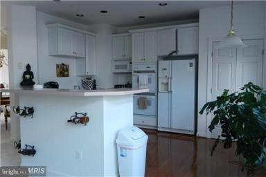 AMBERWOOD - Residential Lease