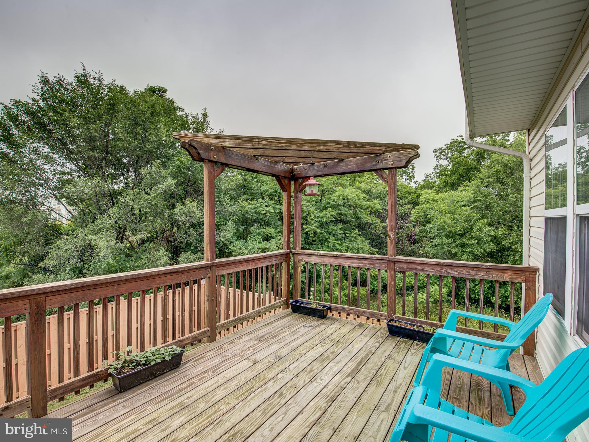 BROOKLAND MANOR - Residential