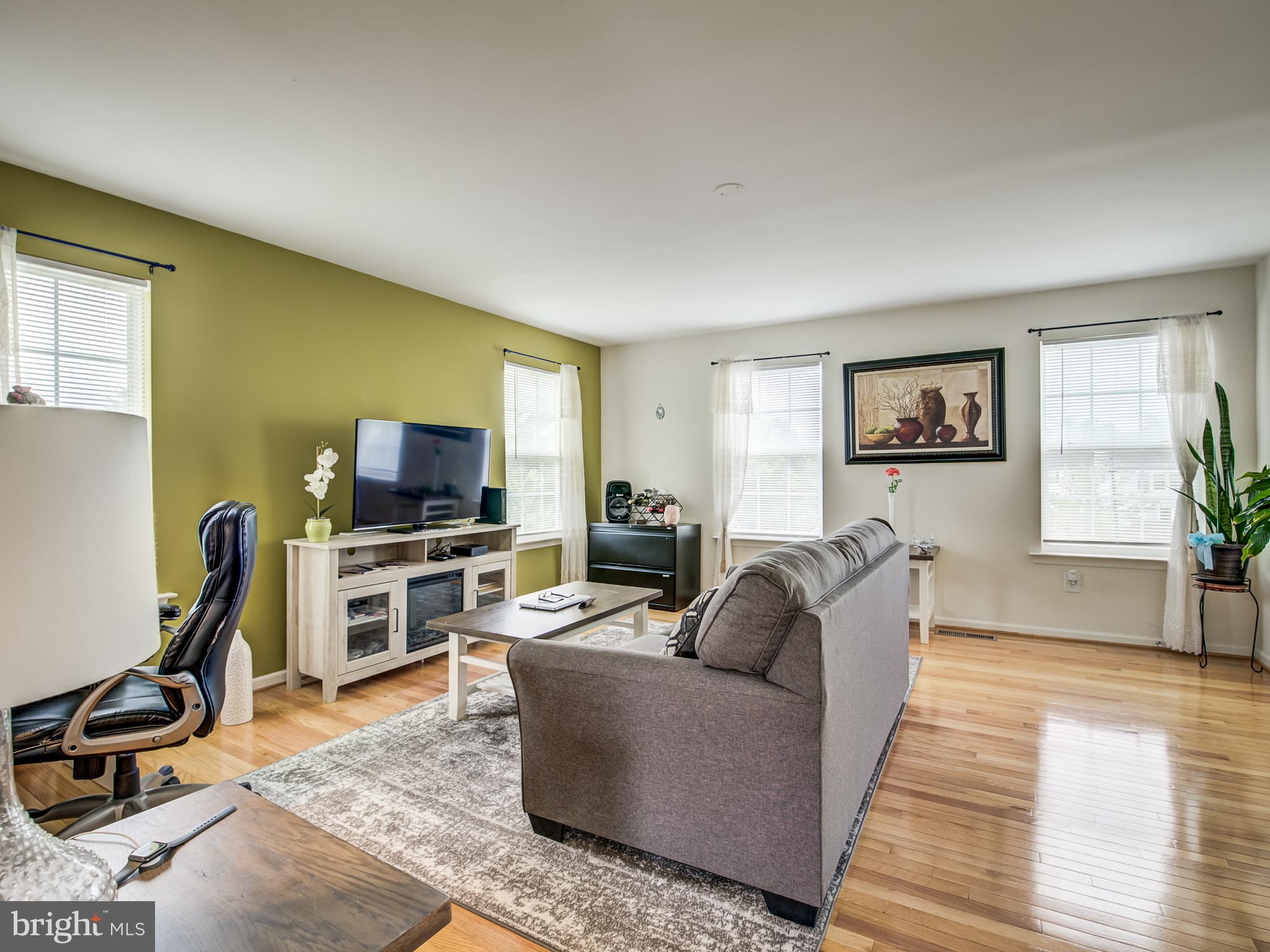 BROOKLAND MANOR - Residential