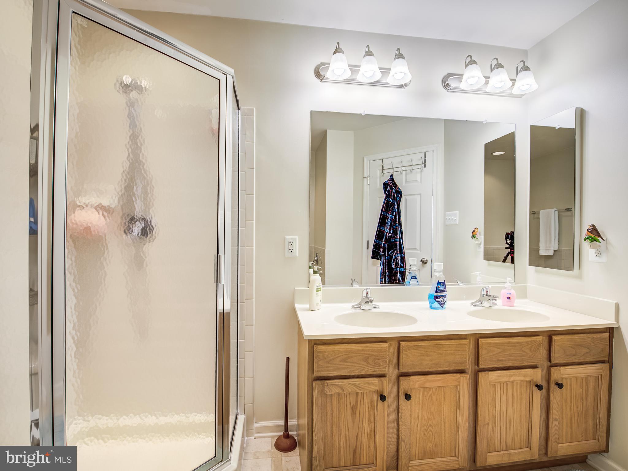 BROOKLAND MANOR - Residential