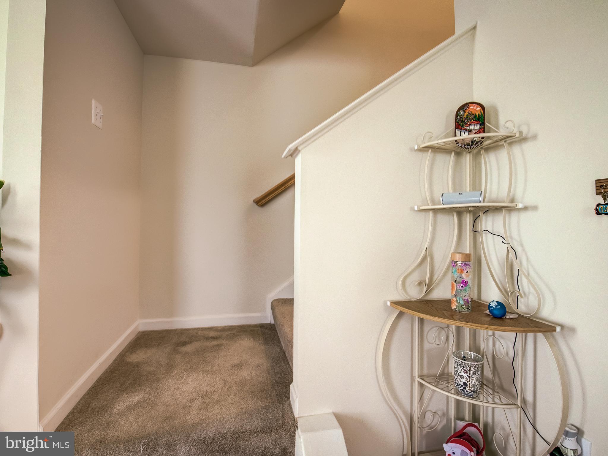 BROOKLAND MANOR - Residential