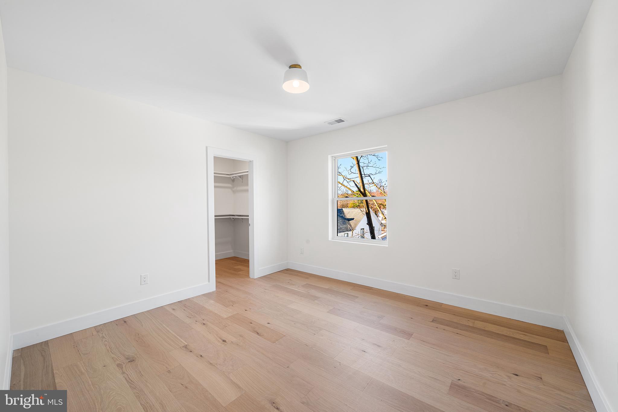 BRYN MAWR - Residential