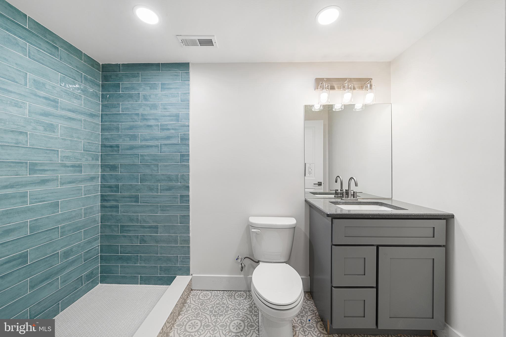 BRYN MAWR - Residential