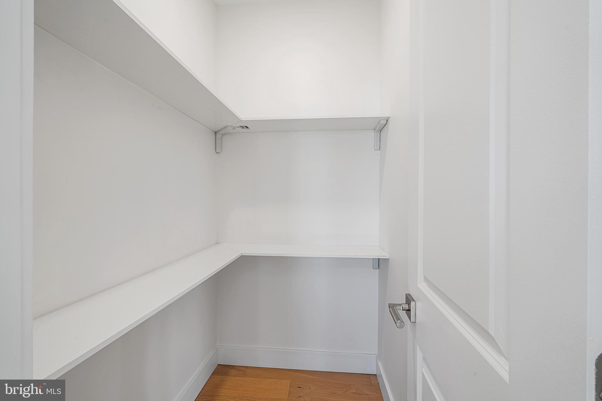 BRYN MAWR - Residential