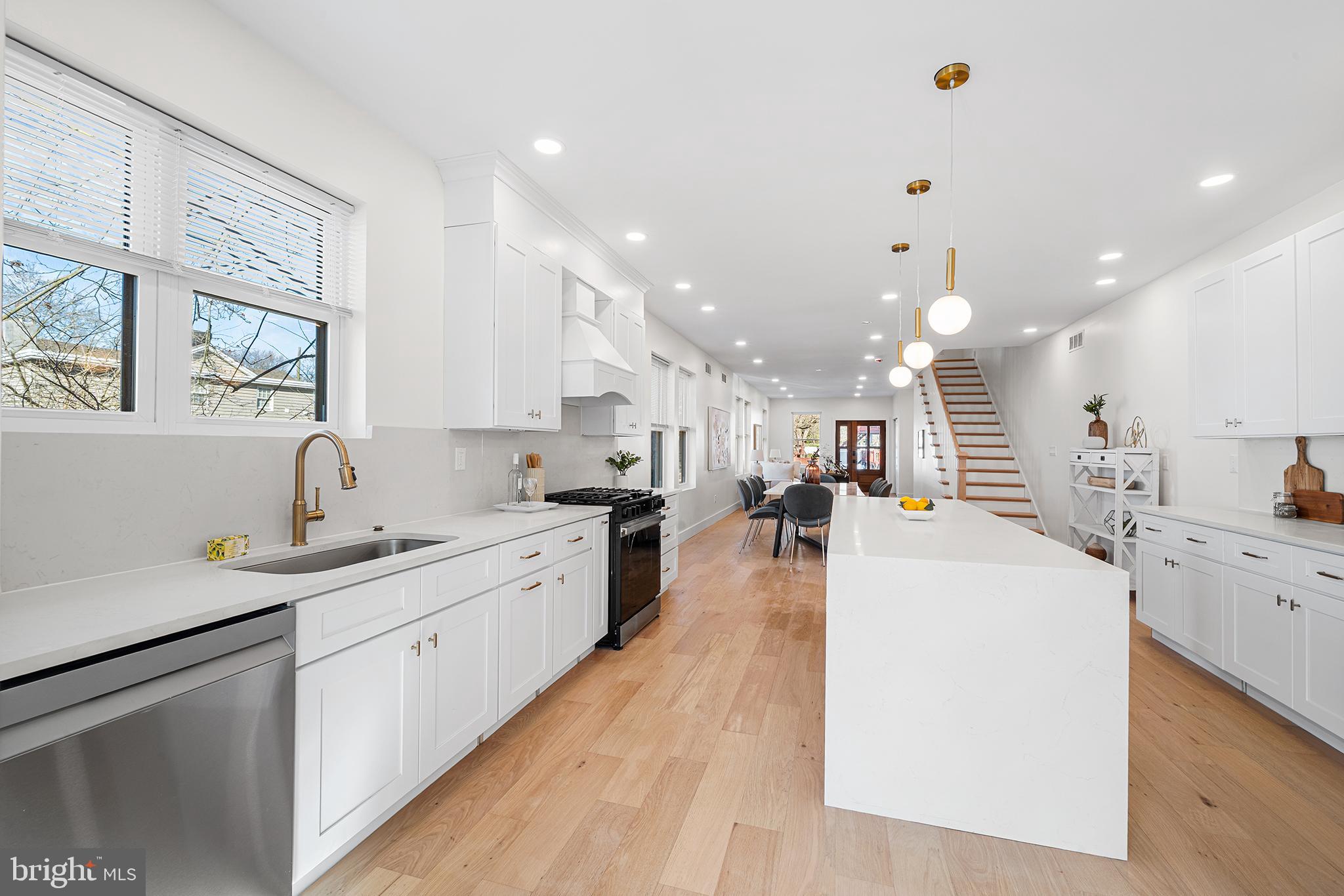 BRYN MAWR - Residential