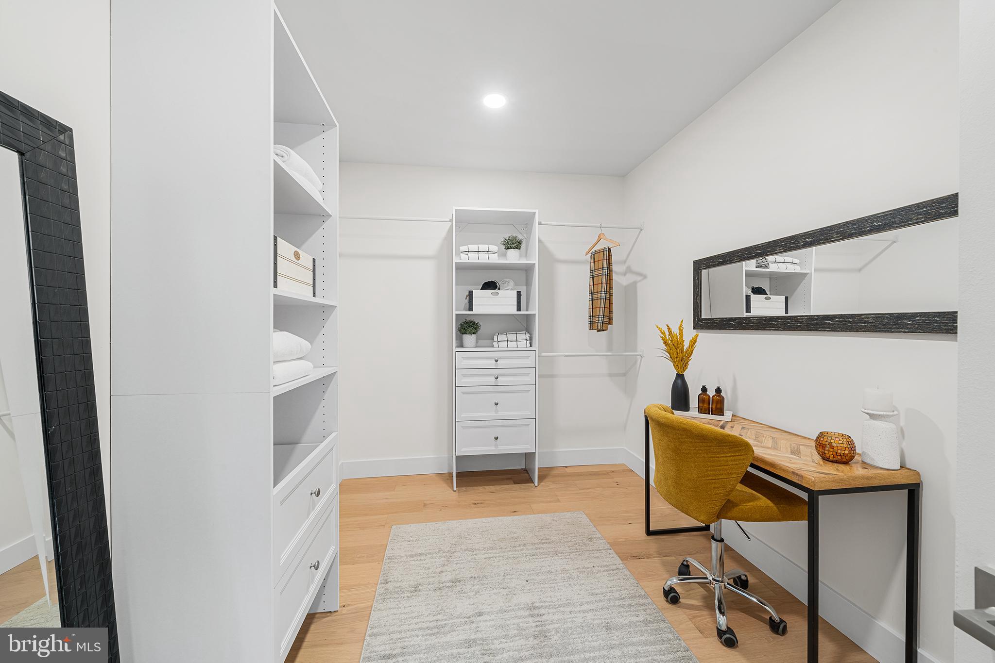 BRYN MAWR - Residential