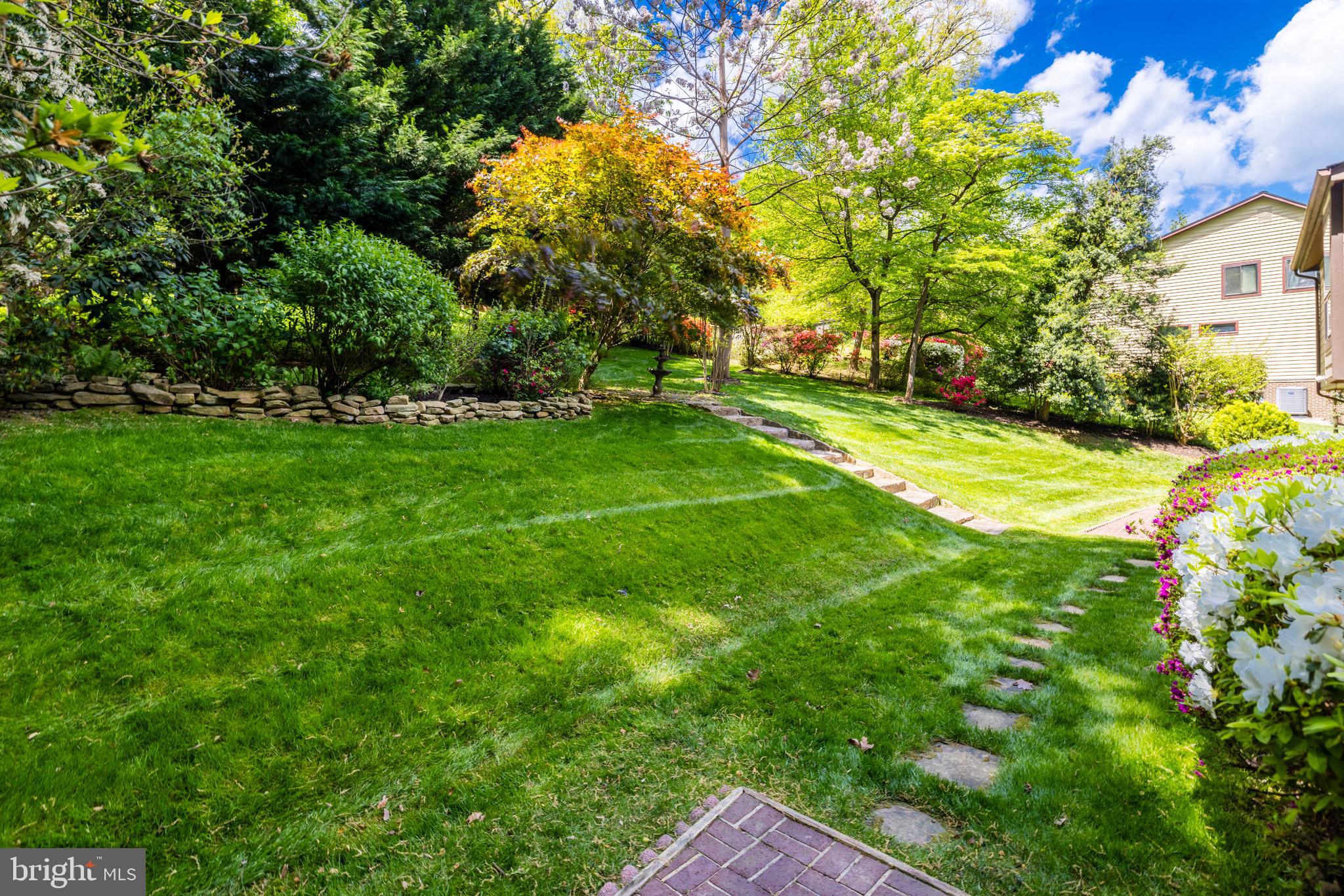 MCLEAN STATION - Residential