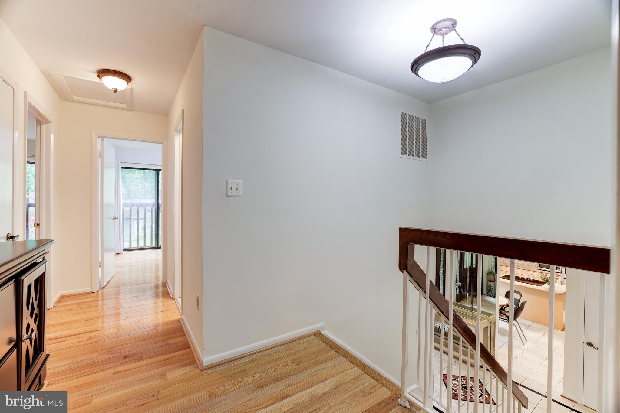 MCLEAN STATION - Residential