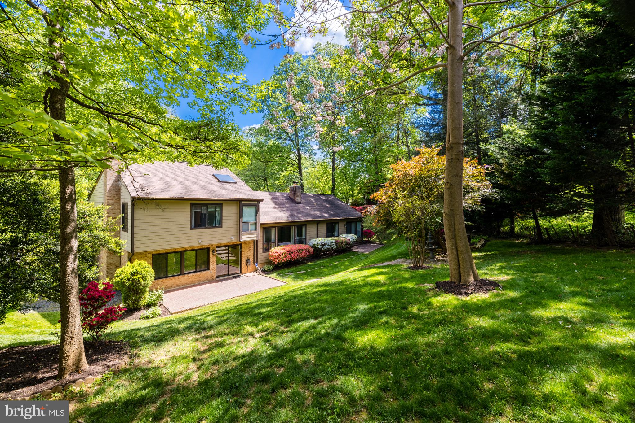 MCLEAN STATION - Residential