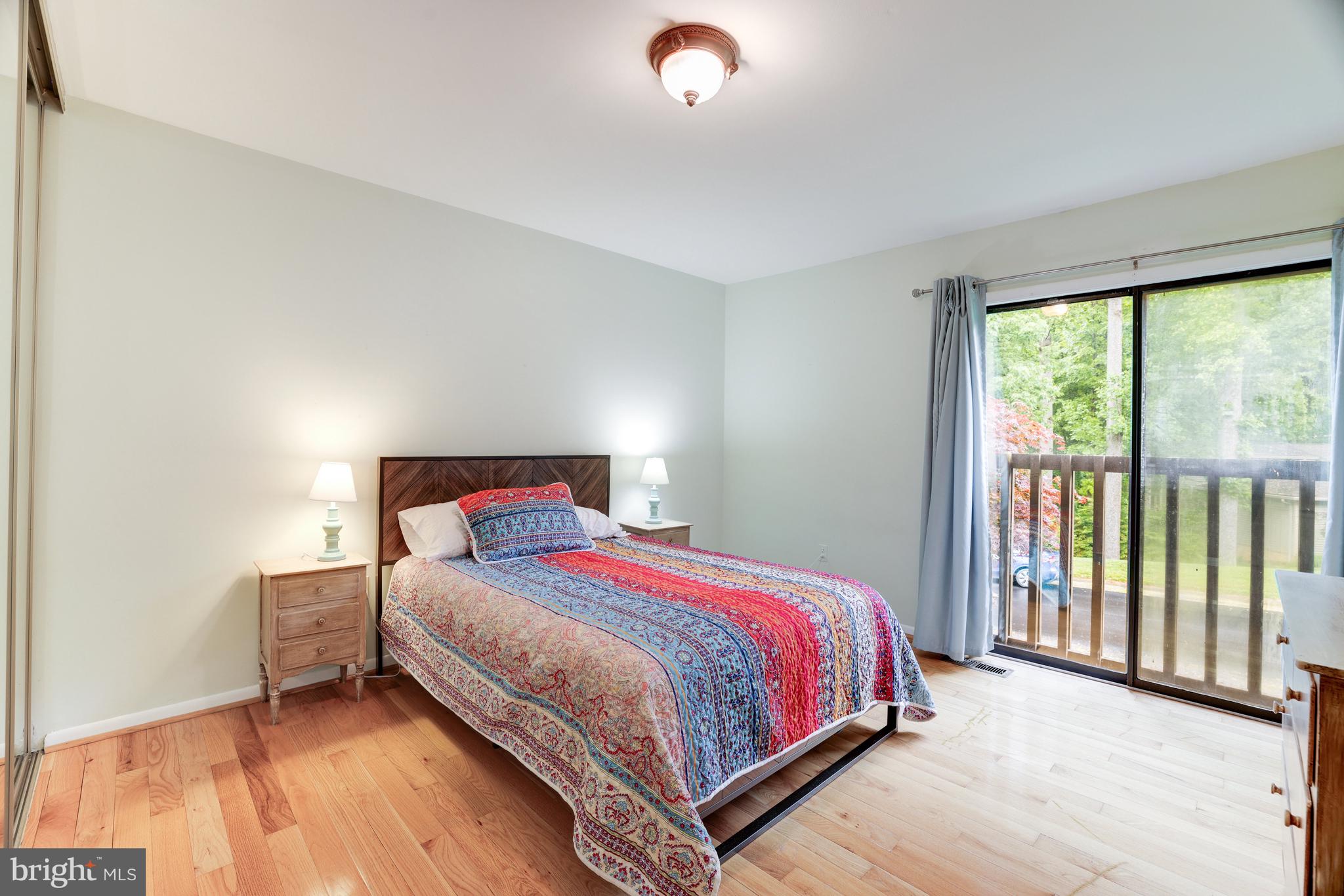 MCLEAN STATION - Residential