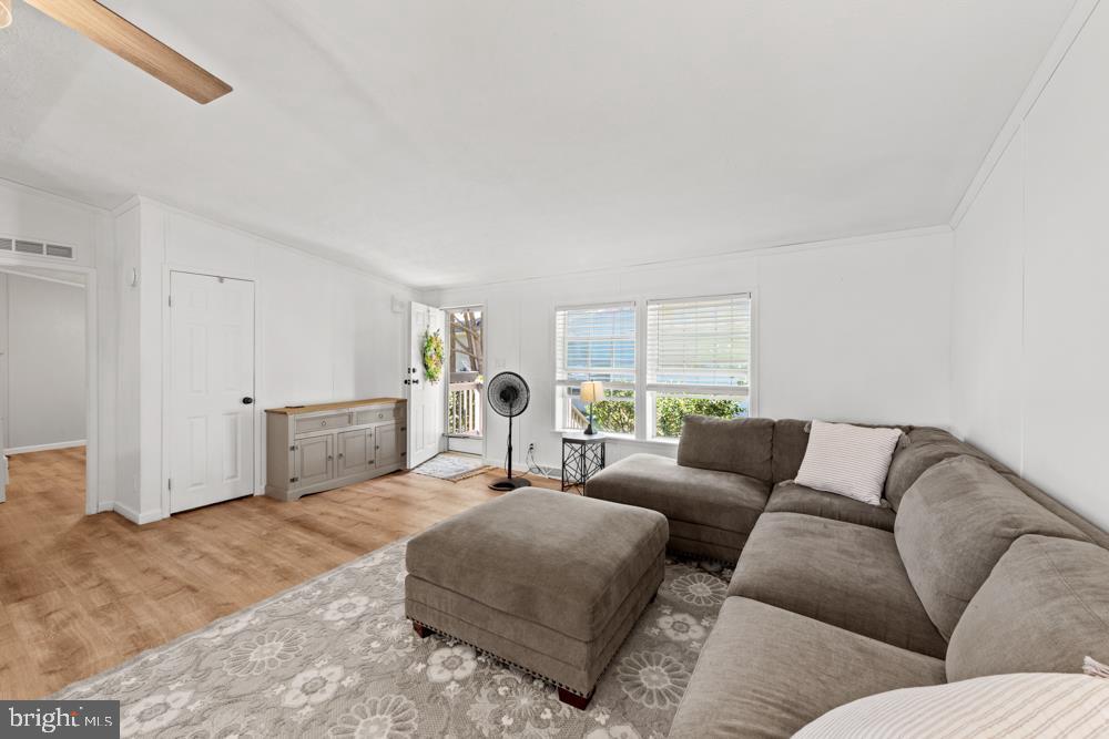 33540 MONTGOMERY COURT