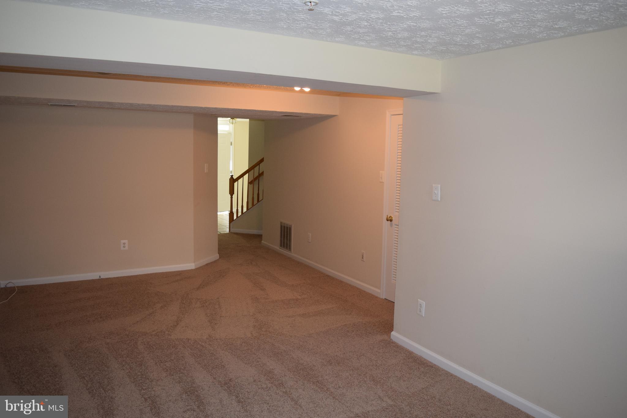 PERRY HALL FARMS - Residential Lease