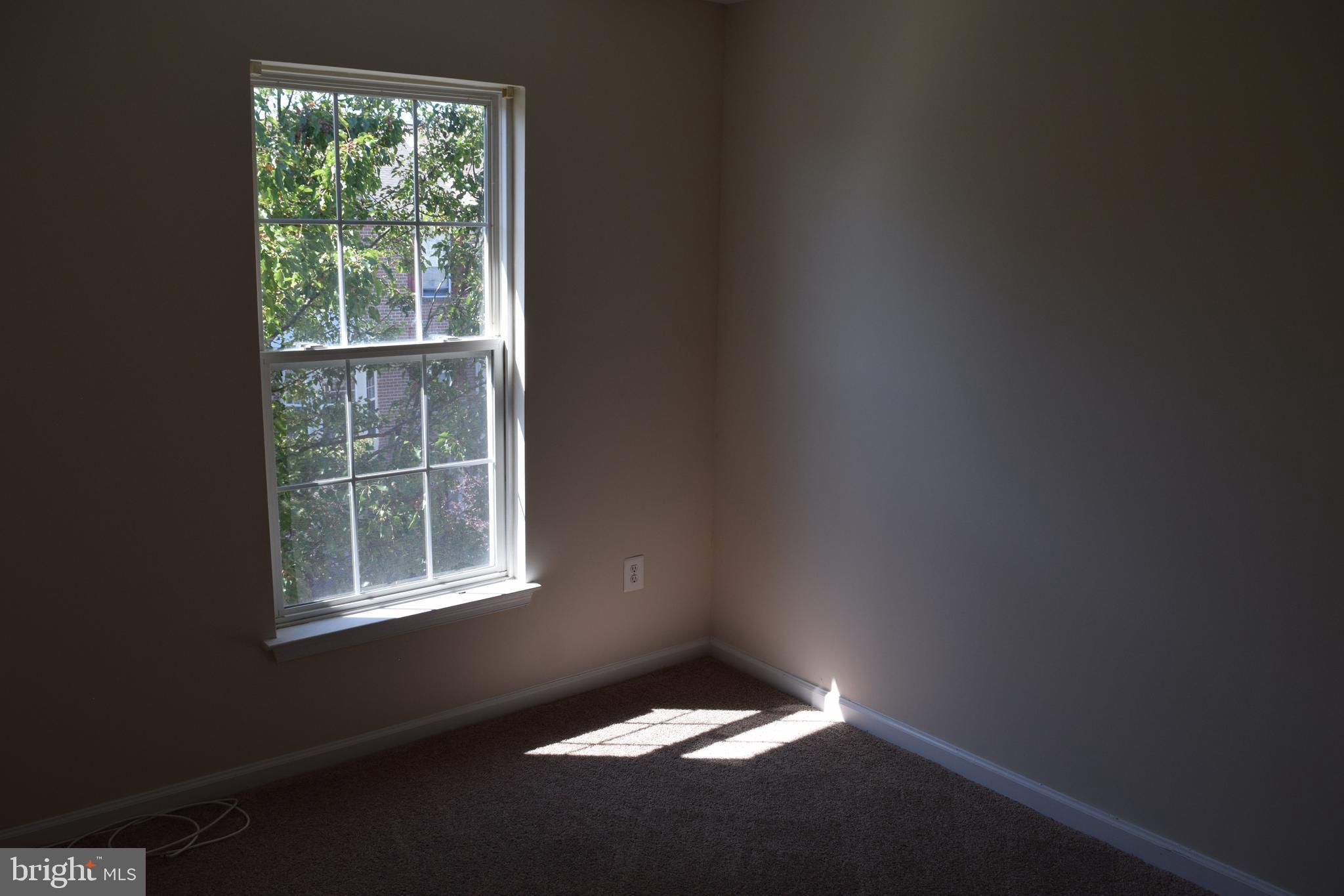 PERRY HALL FARMS - Residential Lease