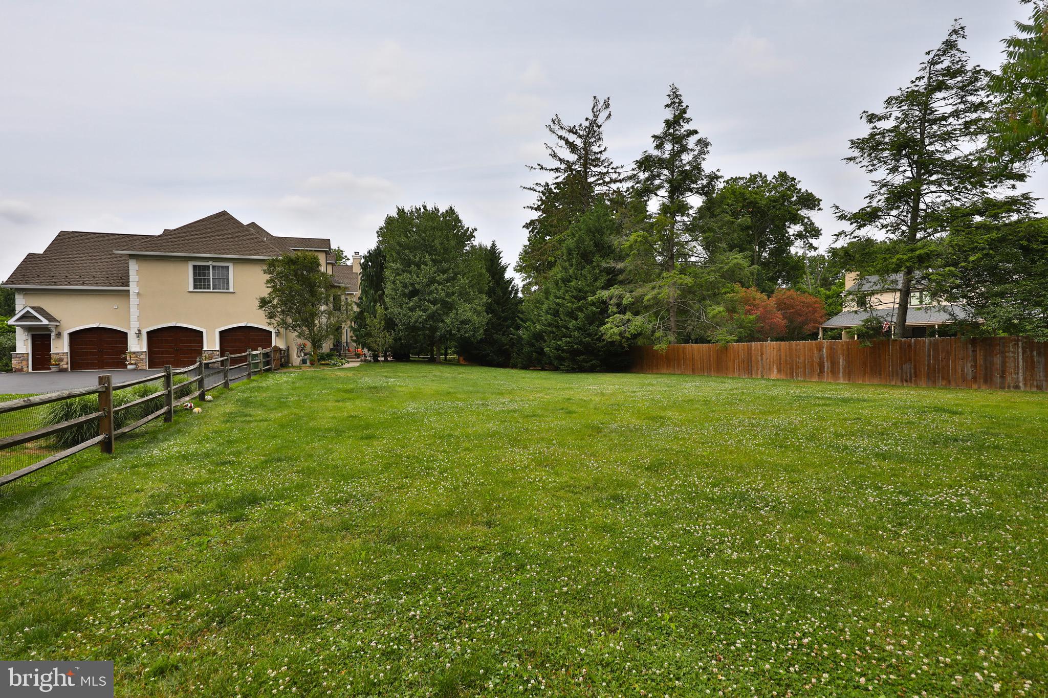 TANNERIE WOODS - Residential