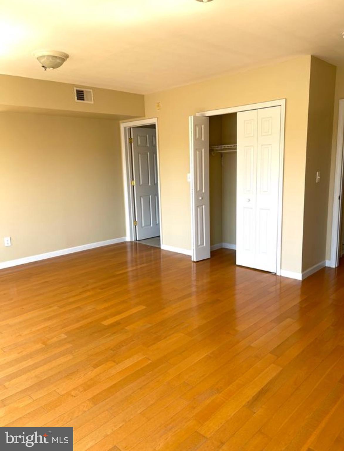 SPRING GARDEN - Residential Lease