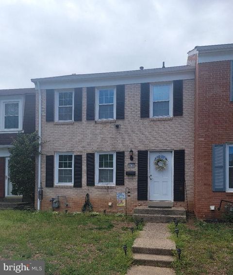 Photo of 9436 Abingdon Court, MANASSAS, VA 20109 (MLS # VAPW2117628)