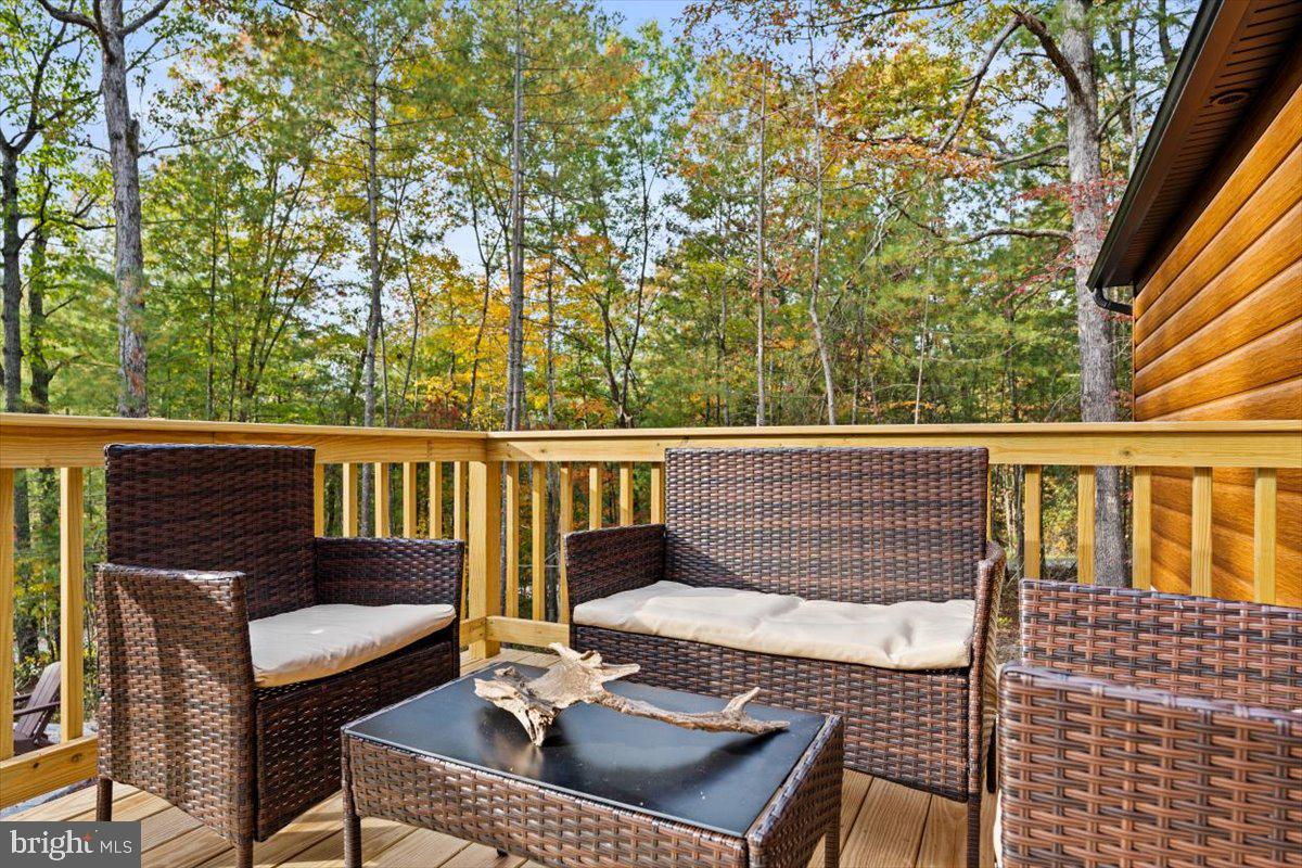 HOLIDAY HILL - Residential