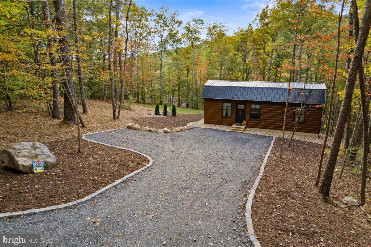 HOLIDAY HILL - Residential