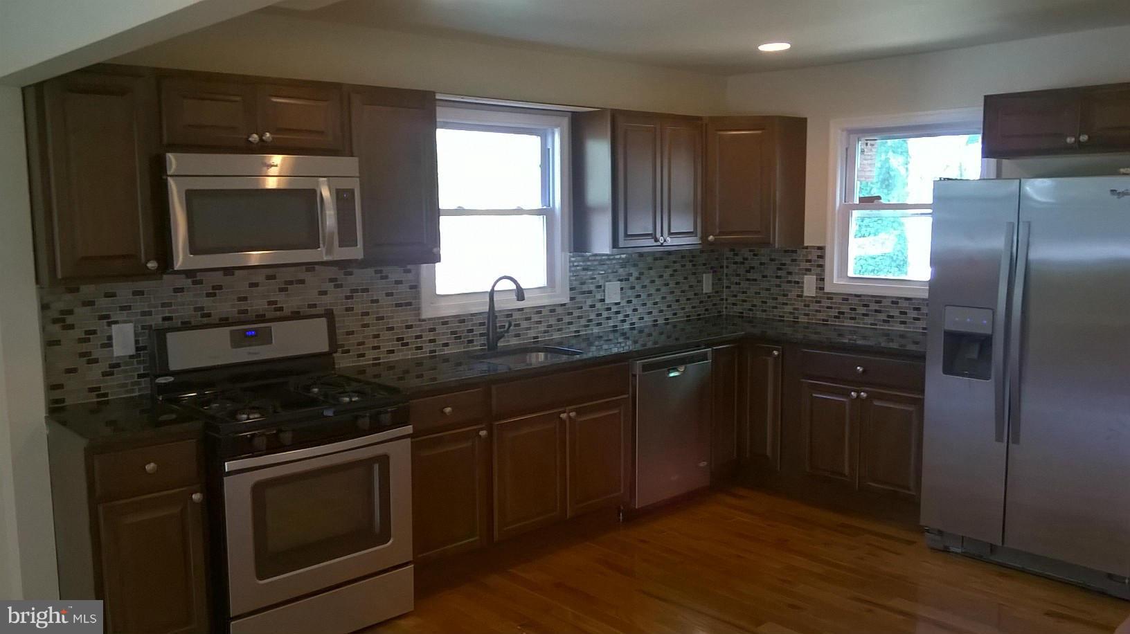 ARUNDEL GARDENS - Residential