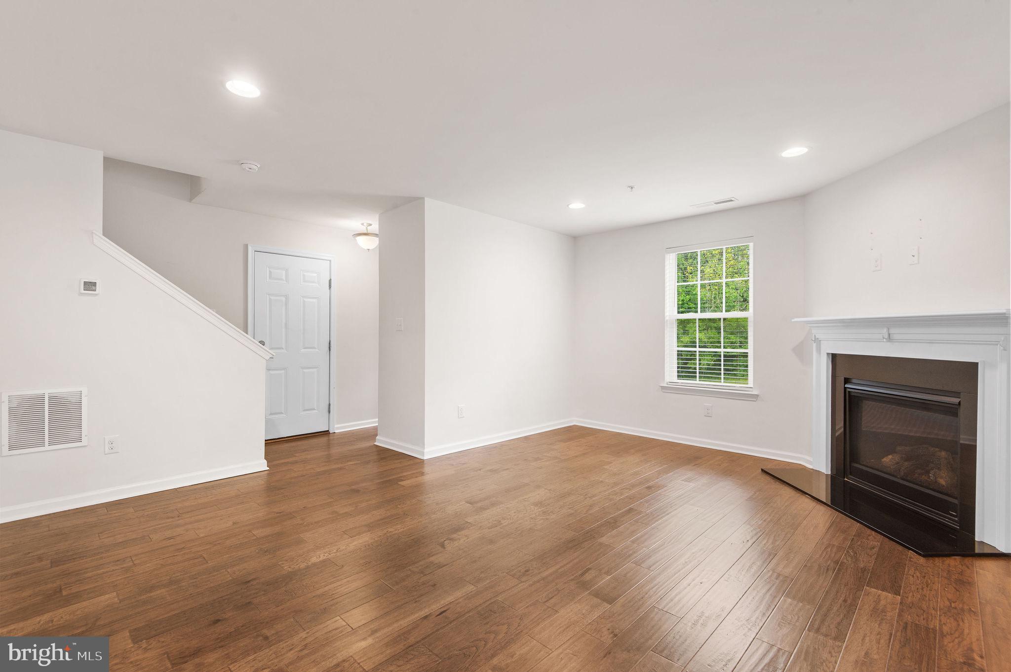 FORTUNA CROSSING - Residential