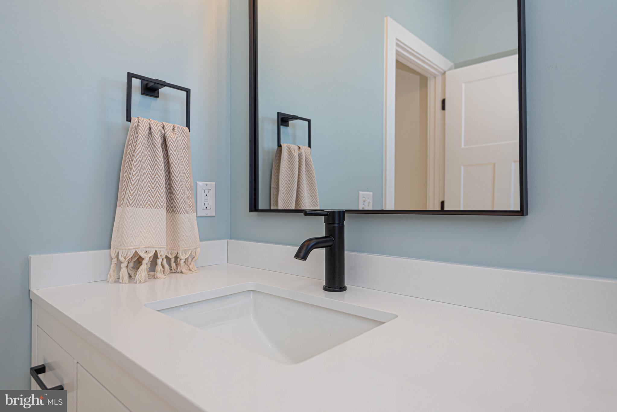 LITTLE SALISBURY - Residential