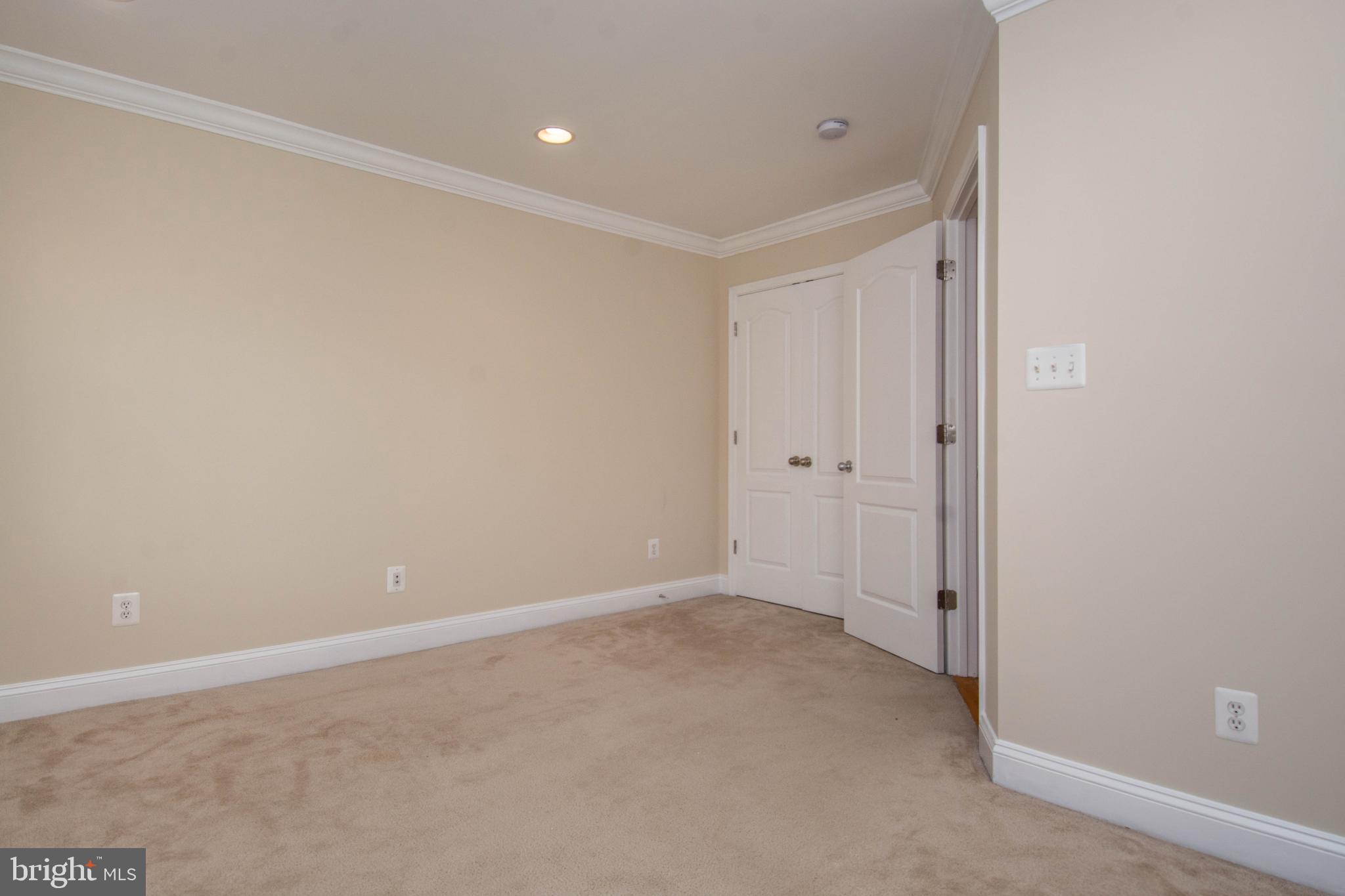 UPPER FELLS POINT - Residential