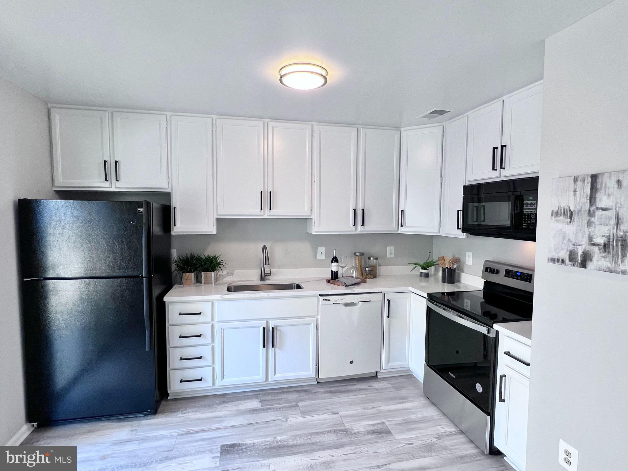 NORTH PINE RIDGE - Residential