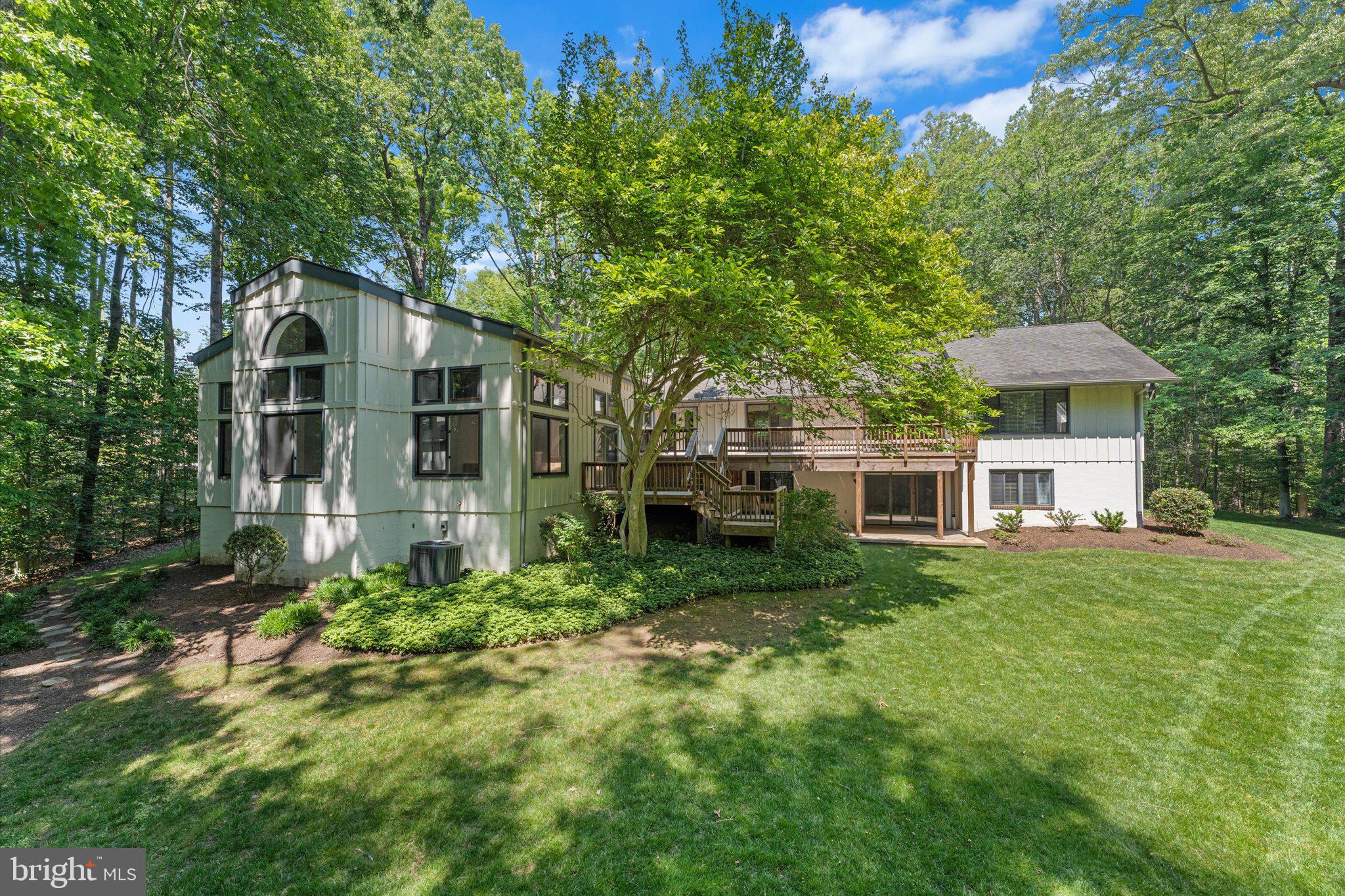 SEVEN HILLS - Residential