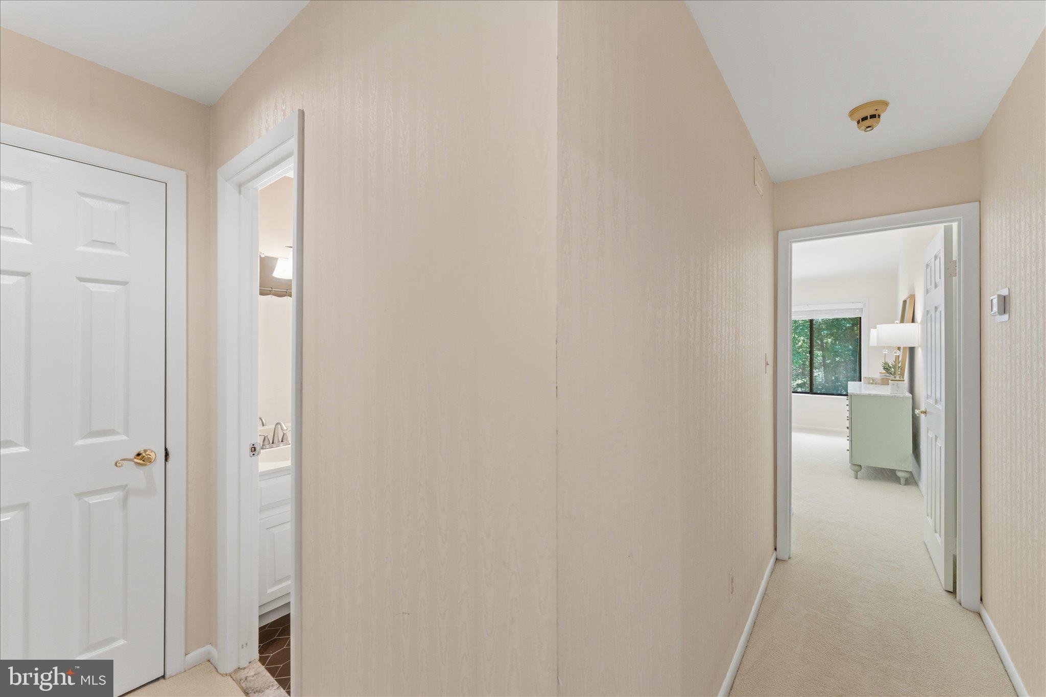 SEVEN HILLS - Residential