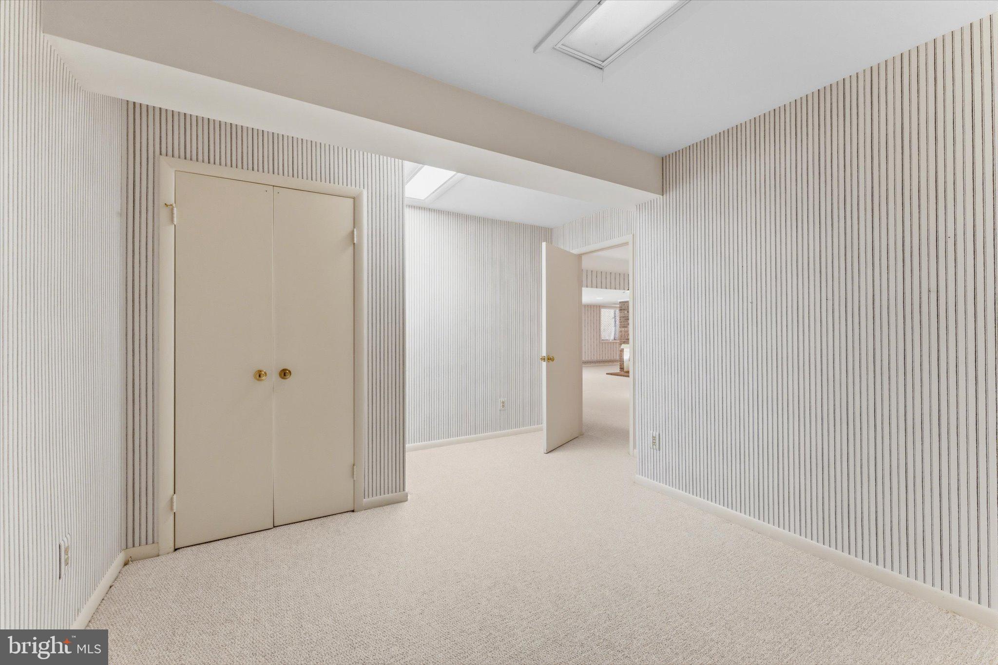SEVEN HILLS - Residential