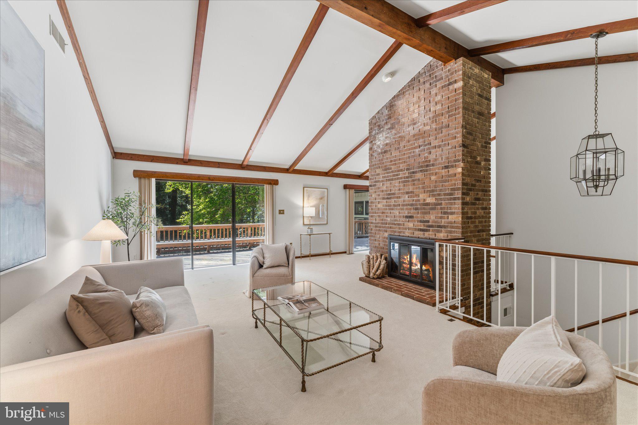SEVEN HILLS - Residential