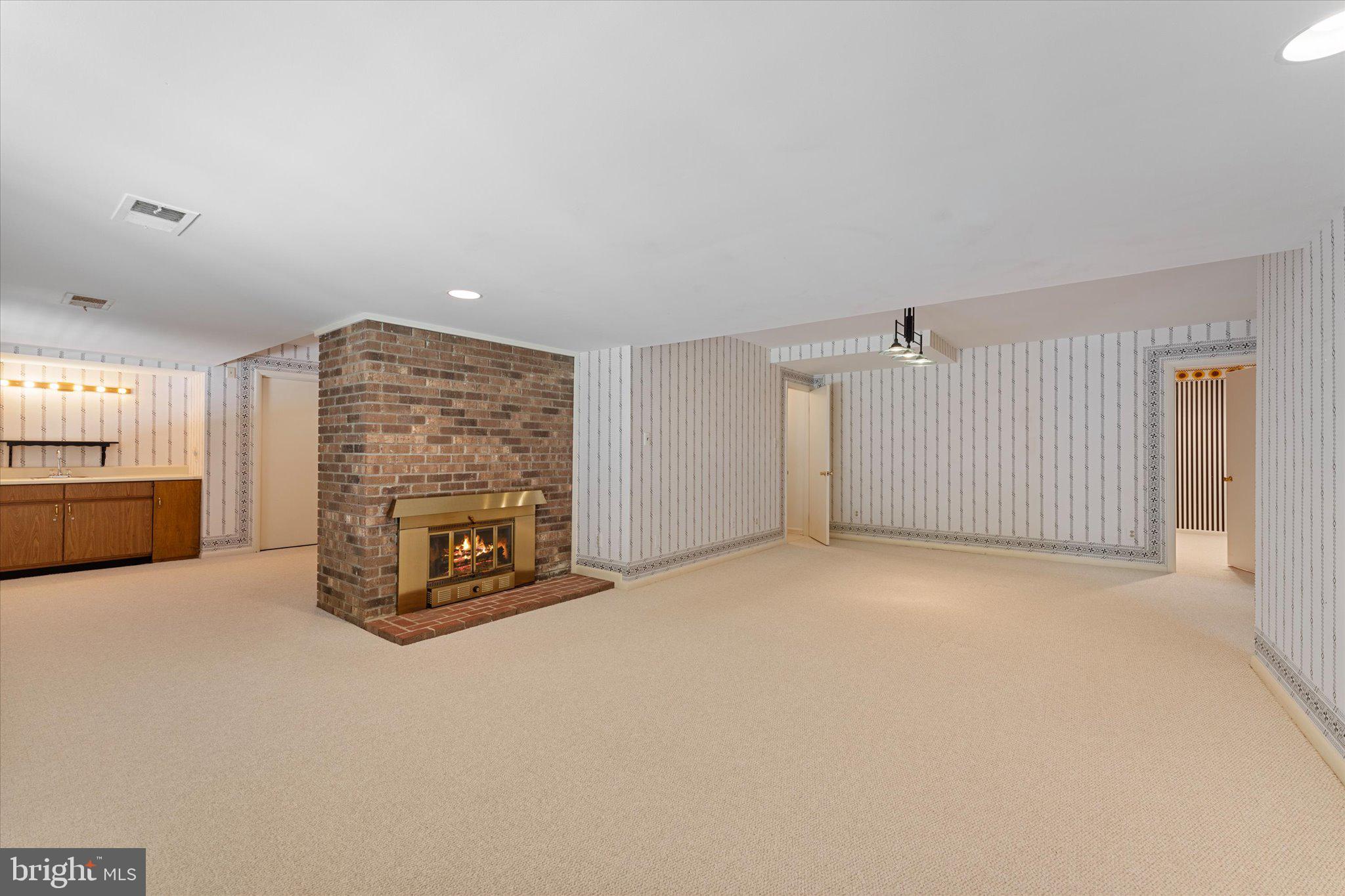 SEVEN HILLS - Residential