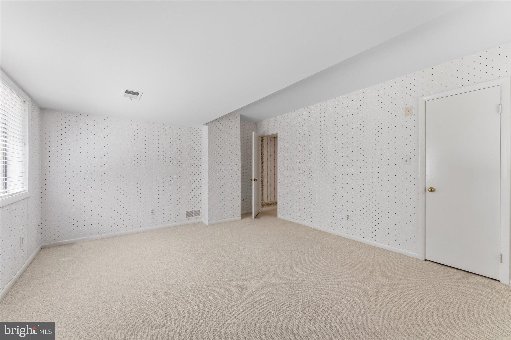 SEVEN HILLS - Residential
