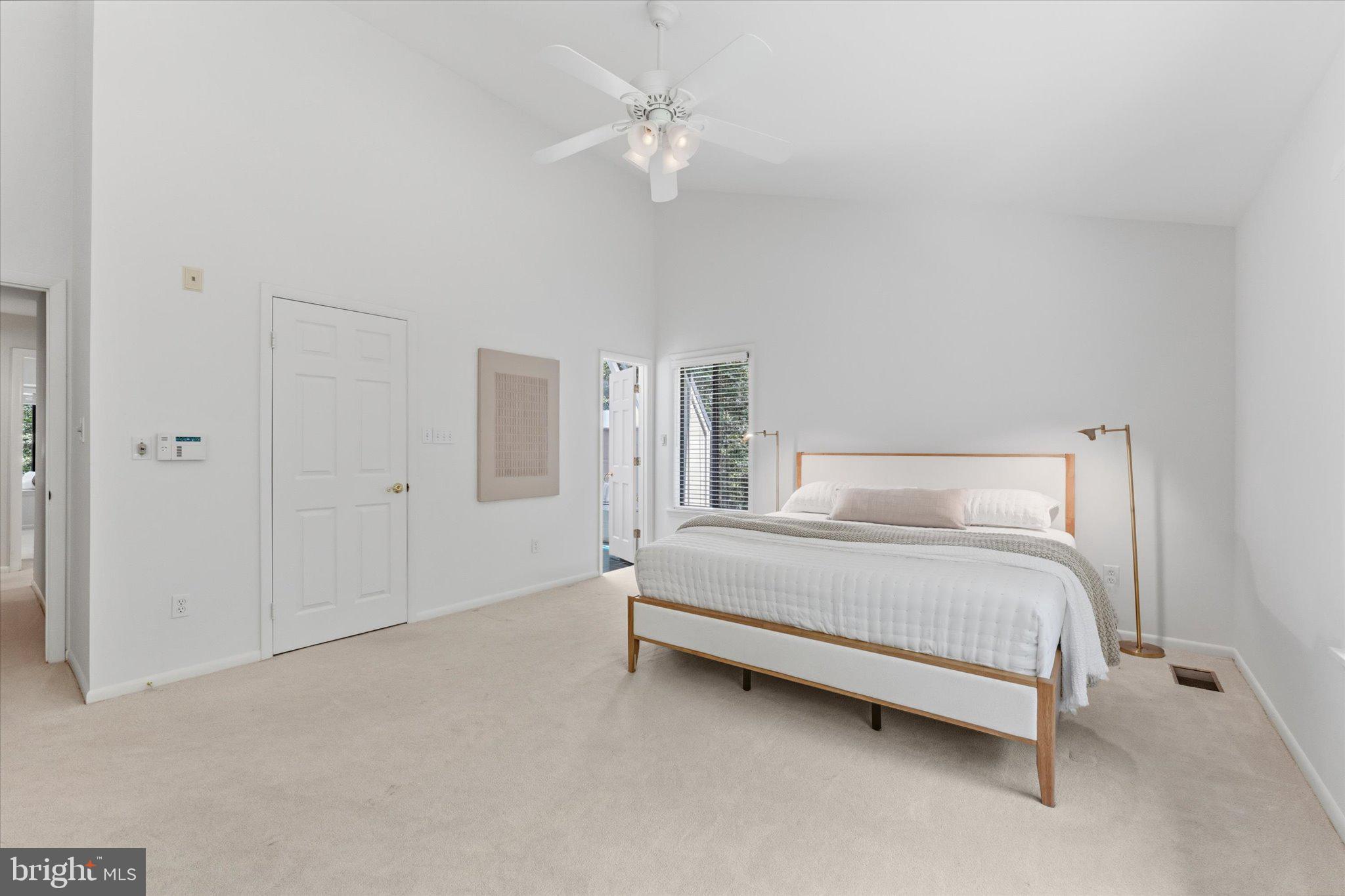 SEVEN HILLS - Residential