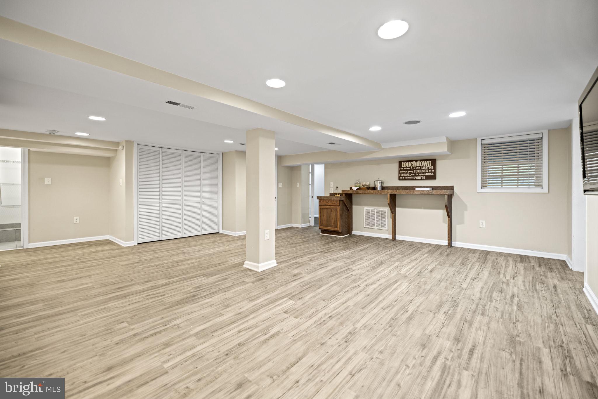 DOVER BALMORAL RIVERWOOD - Residential