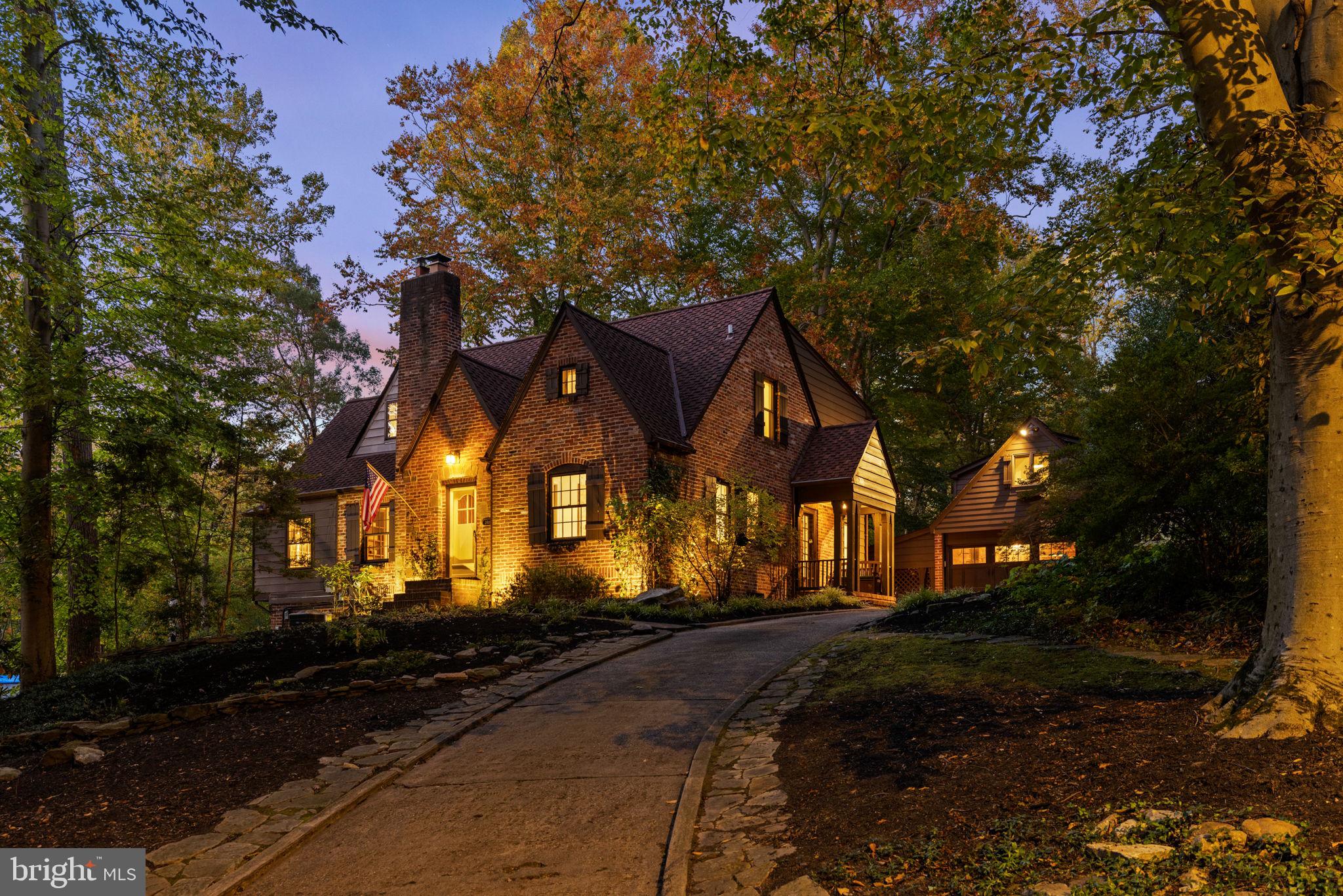 DOVER BALMORAL RIVERWOOD - Residential