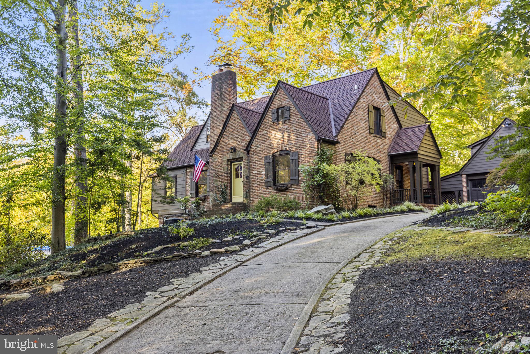 DOVER BALMORAL RIVERWOOD - Residential