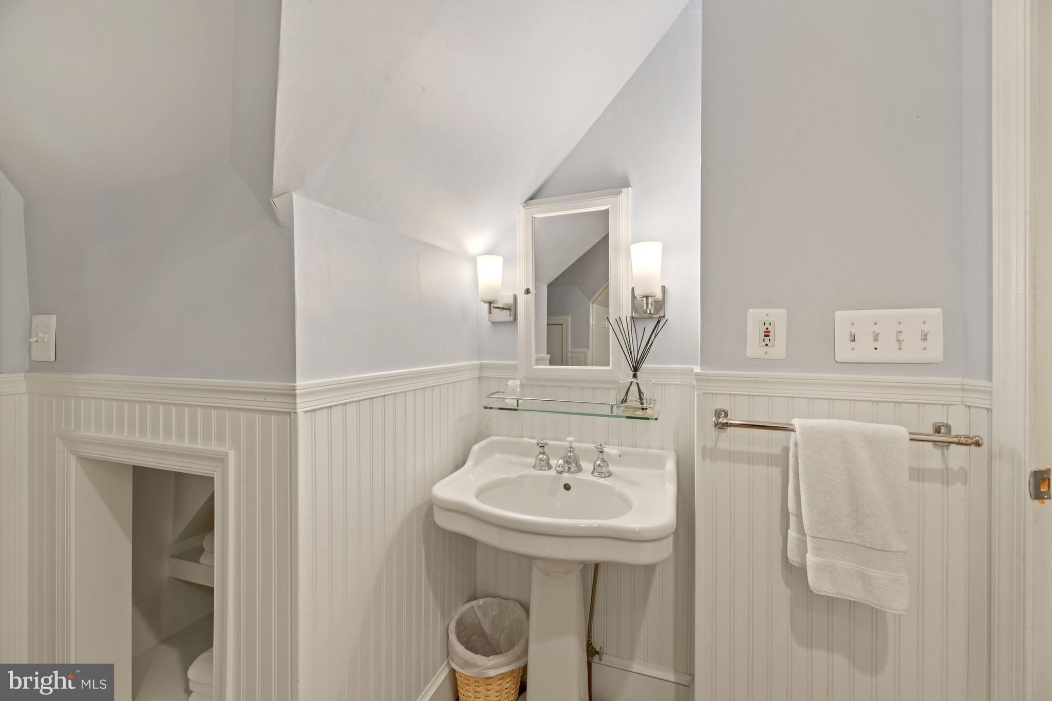 DOVER BALMORAL RIVERWOOD - Residential