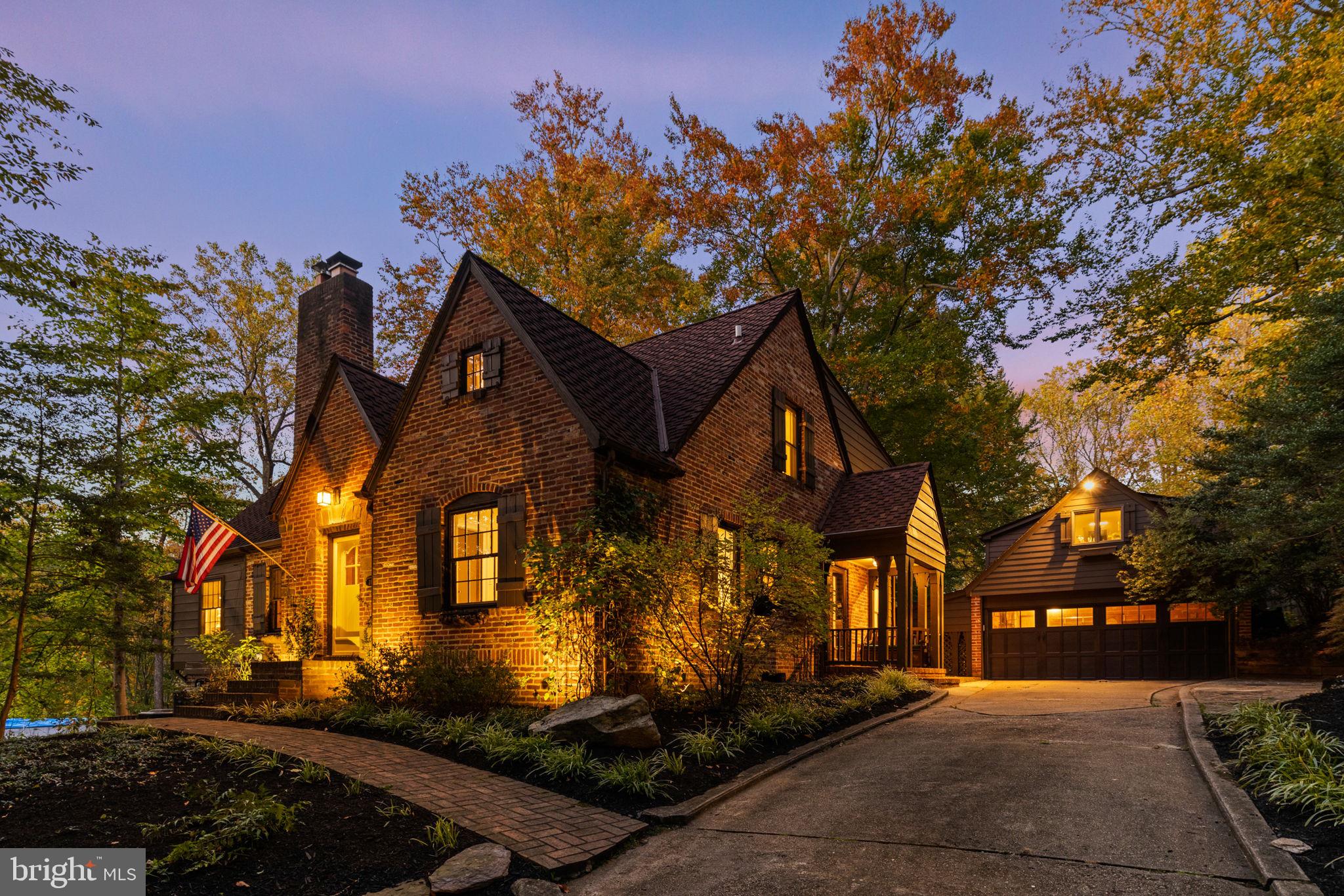 DOVER BALMORAL RIVERWOOD - Residential