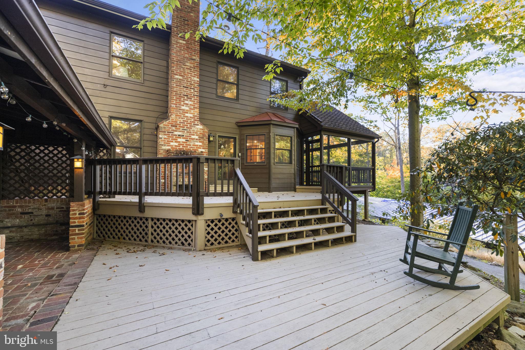 DOVER BALMORAL RIVERWOOD - Residential