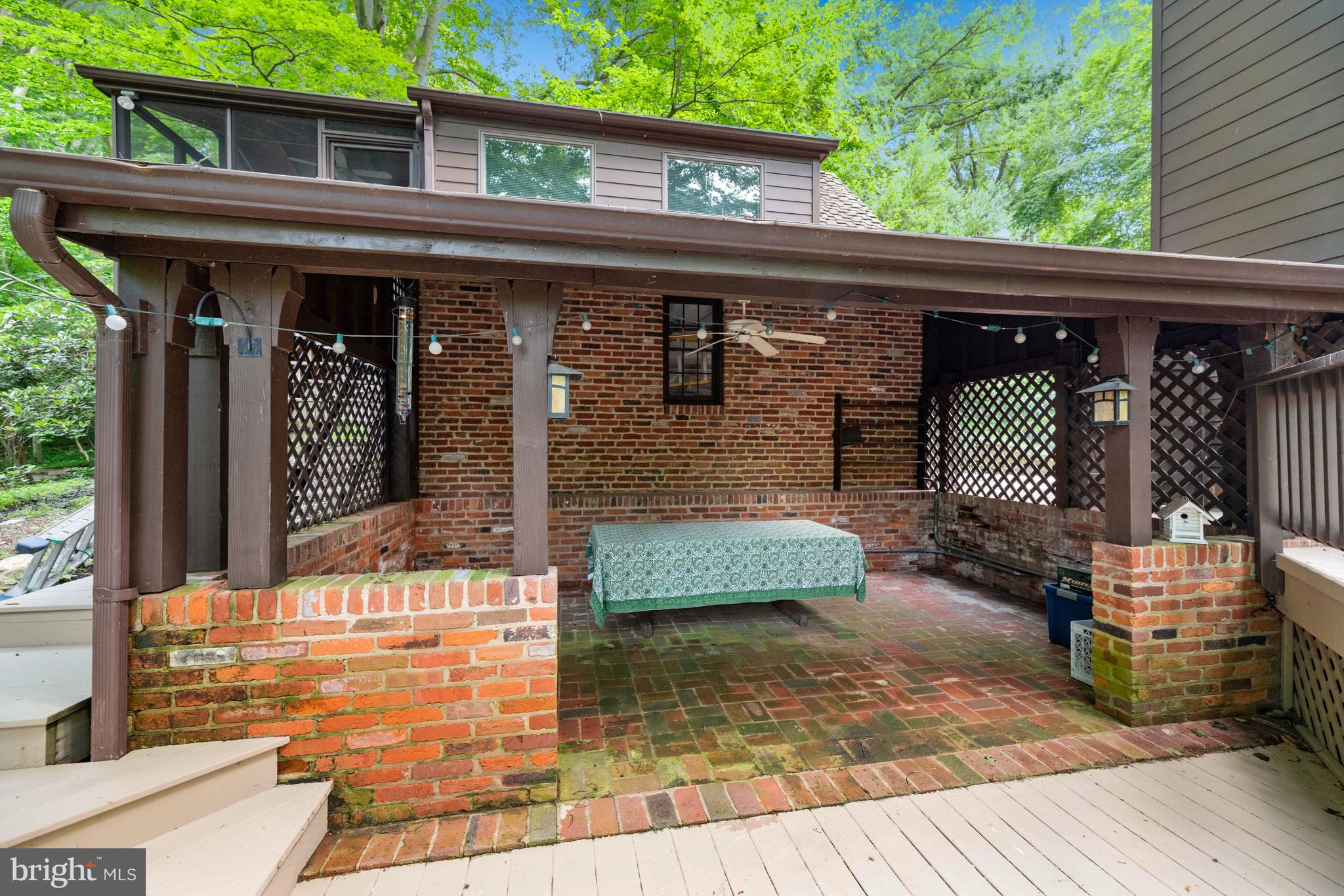 DOVER BALMORAL RIVERWOOD - Residential