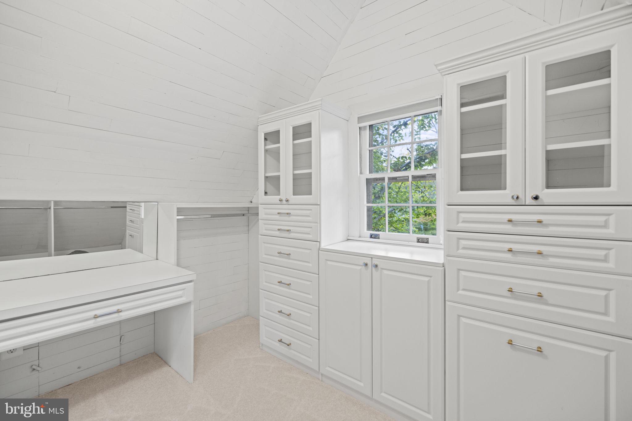 DOVER BALMORAL RIVERWOOD - Residential